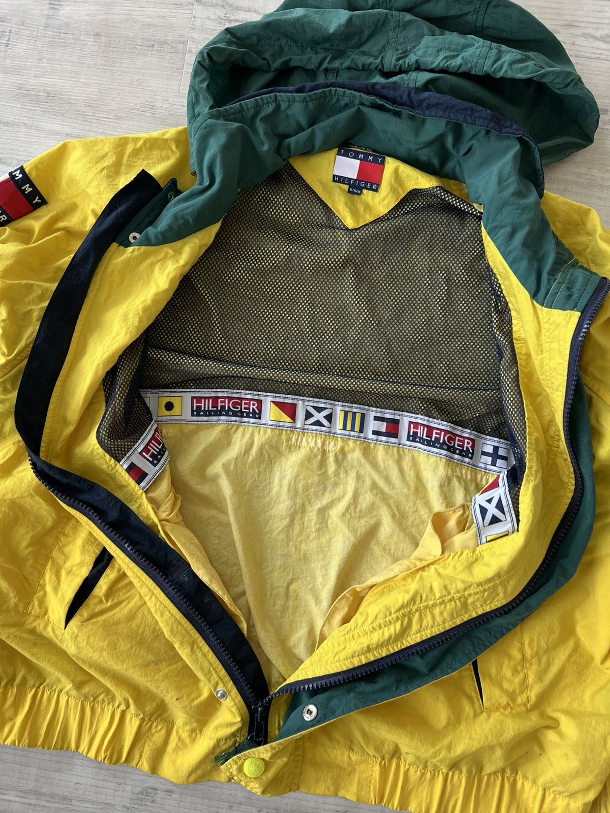 Tommy Hilfiger Vintage 90’s Tommy Hilfiger Zip Up Light Jacket Size US XL / EU 56 / 4 - 2 Thumbnail