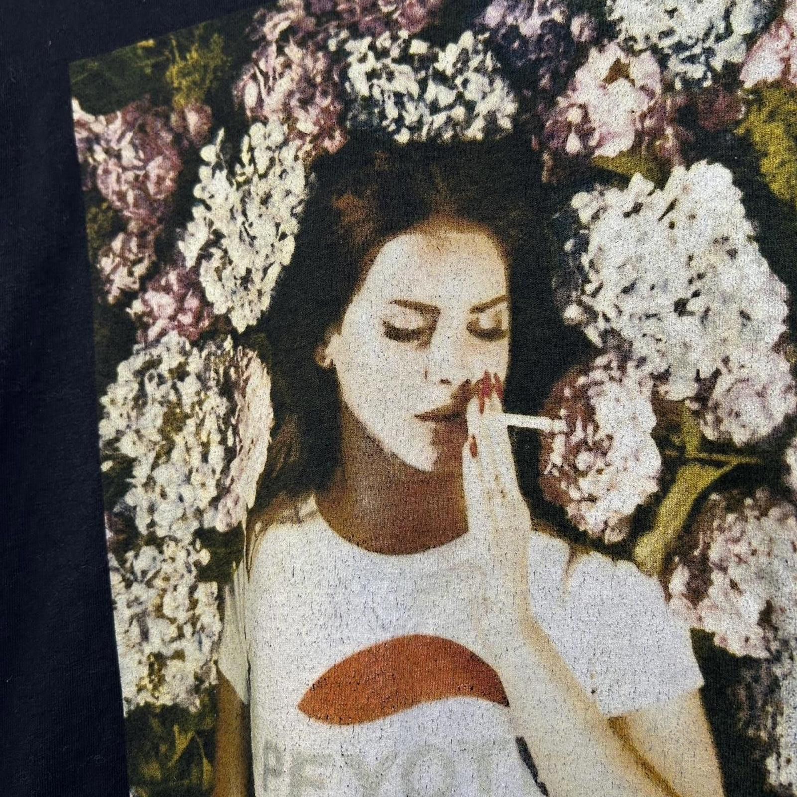Other Lana Del Rey Graphic Tee Long Sleeve Size Medium Size US M / EU 48-50 / 2 - 5 Thumbnail