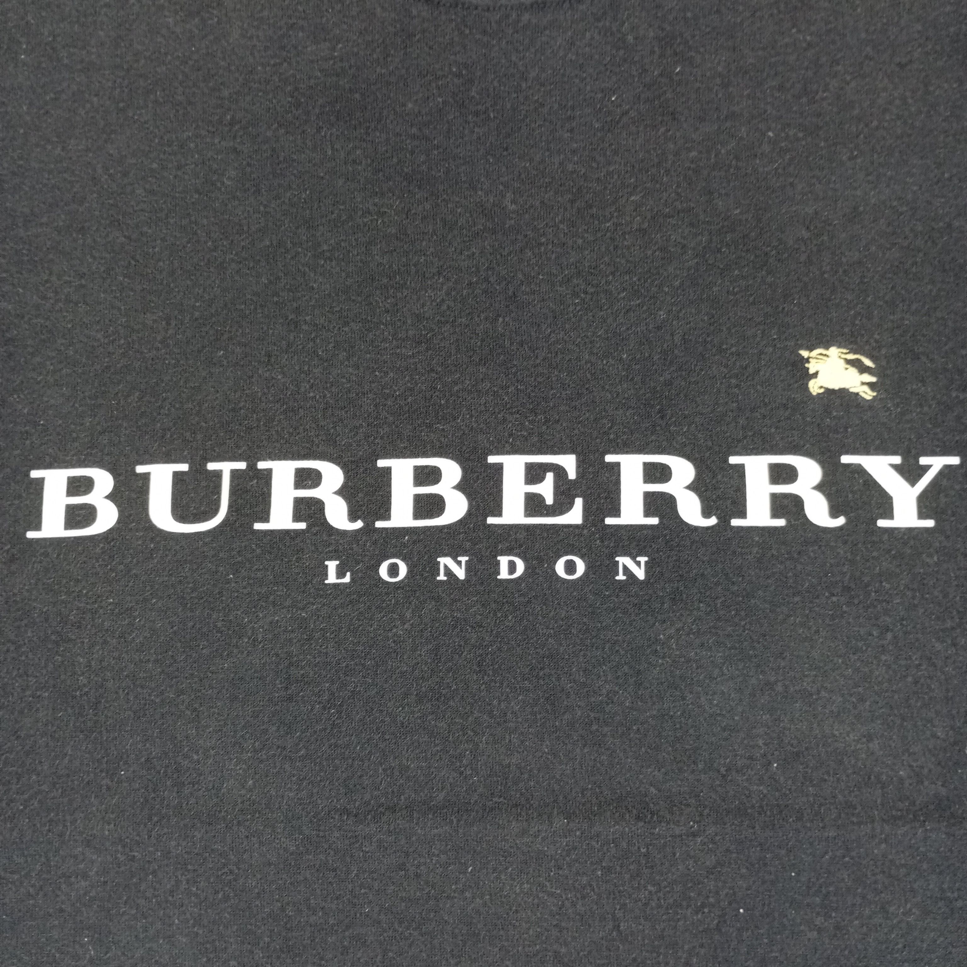 Burberry Burberry London Small Logo Design Custom Art Tshirt Size US L / EU 52-54 / 3 - 2 Thumbnail