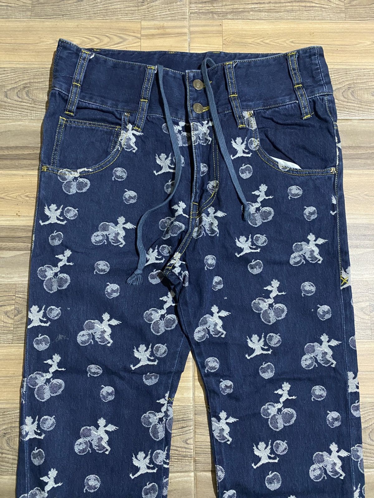 Frapbois × Issey Miyake × Japanese Brand 🇯🇵 FRAPBOIS CHERRY PRINT JEANS Size US 30 / EU 46 - 6 Thumbnail