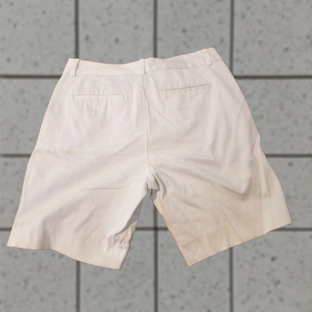 Polo Ralph Lauren Polo Ralph Lauren Womens Shorts White Cotton Chino Size 8 Casual Size 30" / US 8 / IT 44 - 1 Thumbnail