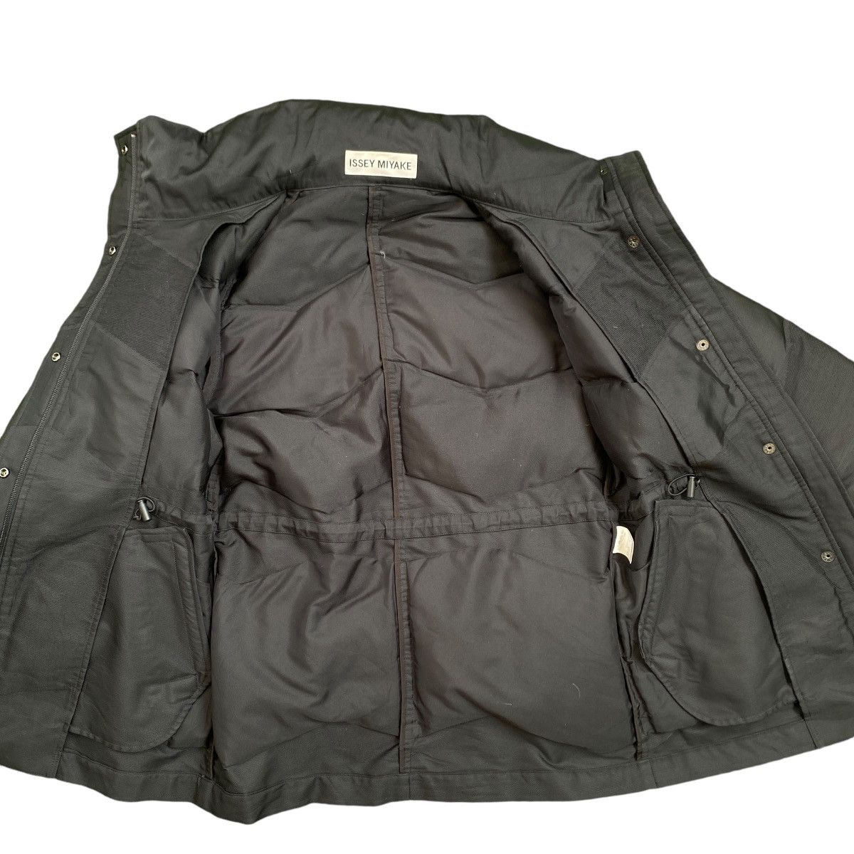 Issey Miyake Vintage Issey Miyake Down Puffer Jacket Size US M / EU 48-50 / 2 - 4 Thumbnail