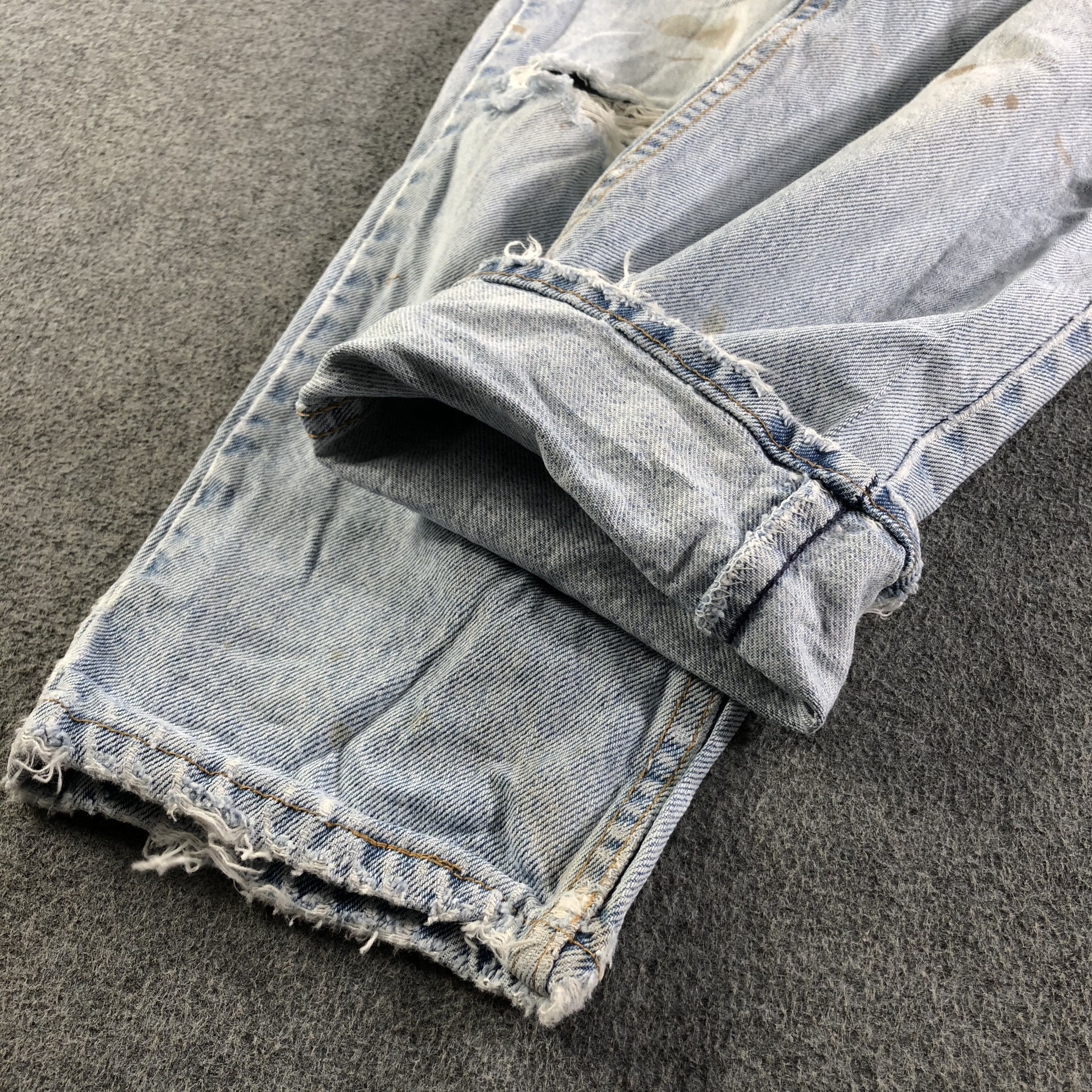 Levi's 90s Vintage Light Wash Levis 551 Jeans-J3310 Size US 31 - 7 Thumbnail