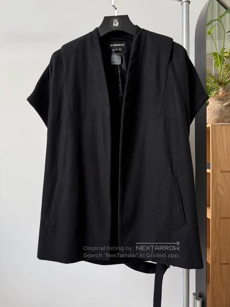 Ann Demeulemeester Ann Demeulemeester Wool Sleeveless Belted Jacket Size XS / US 0-2 / IT 36-38 - 1 Thumbnail