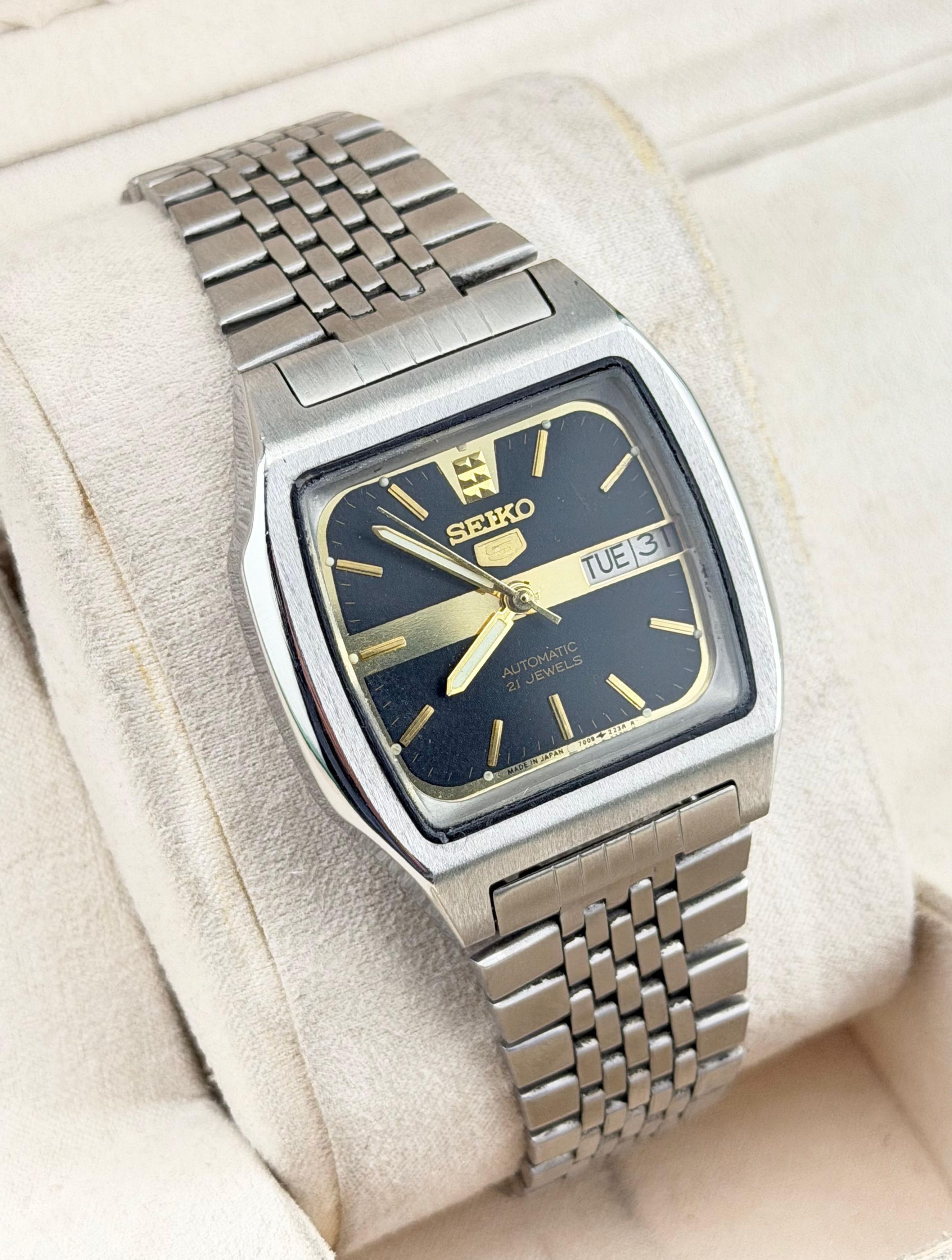 Seiko Vintage Men’s Wrist Watch|Black Dial Size 36 - 3 Thumbnail