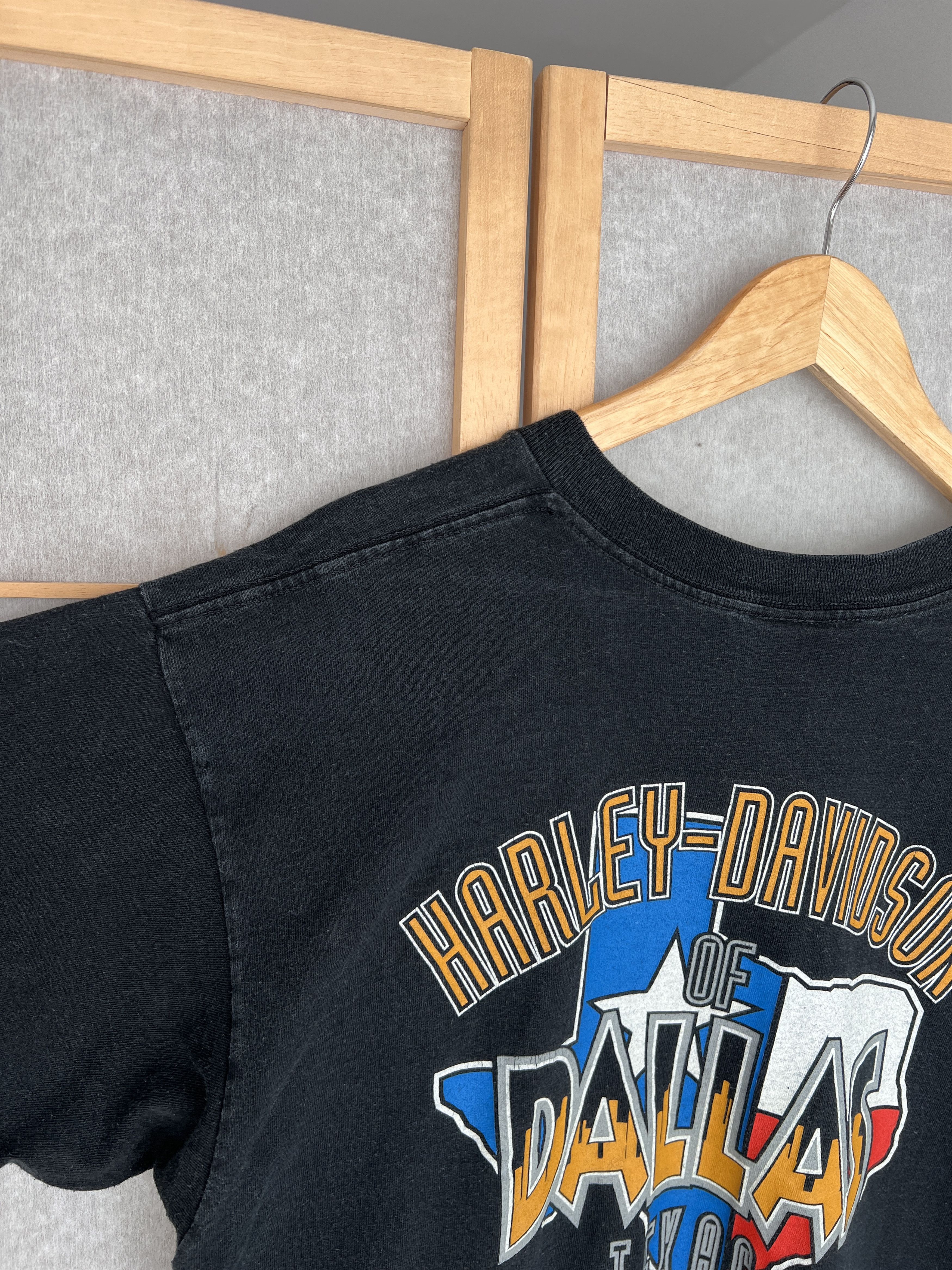 Harley Davidson Harley Davidson 1996 USA Dallas Texas t shirt single stitch Size US XL / EU 56 / 4 - 22 Thumbnail