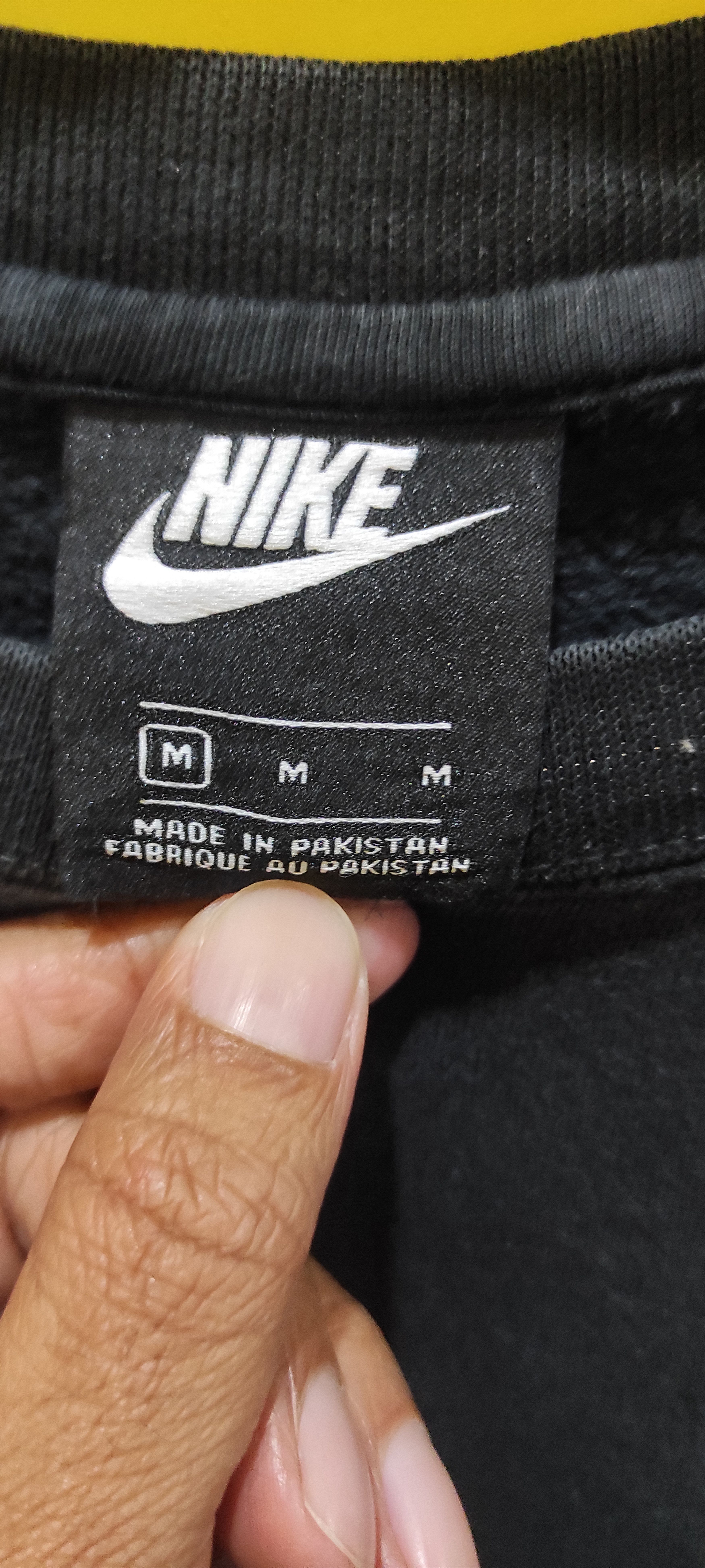 Nike Nike Small Swoosh Crewneck Size US M / EU 48-50 / 2 - 6 Thumbnail