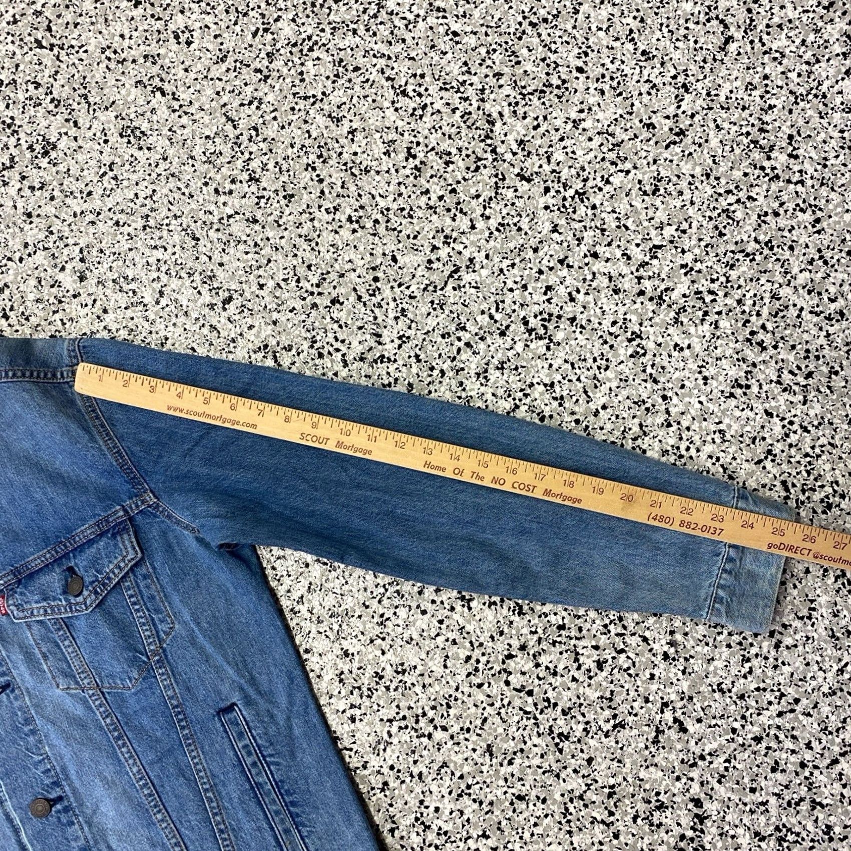 Levi's VINTAGE Levi's Trucker Jacket Denim Stock Jeans Jacket | Levi's | Men | M | Blue | Collared | Cotton | Denim | Sample Tag Size US M / EU 48-50 / 2 - 4 Thumbnail