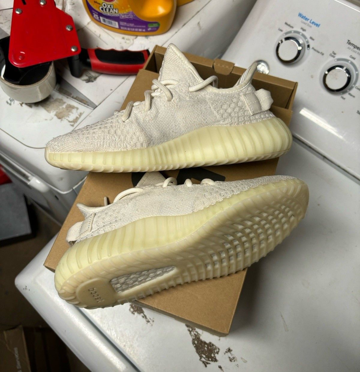 Yeezy adidas Yeezy Boost 350 V2 Low Bone CLEAN Size US 6 / EU 39 - 2 Thumbnail