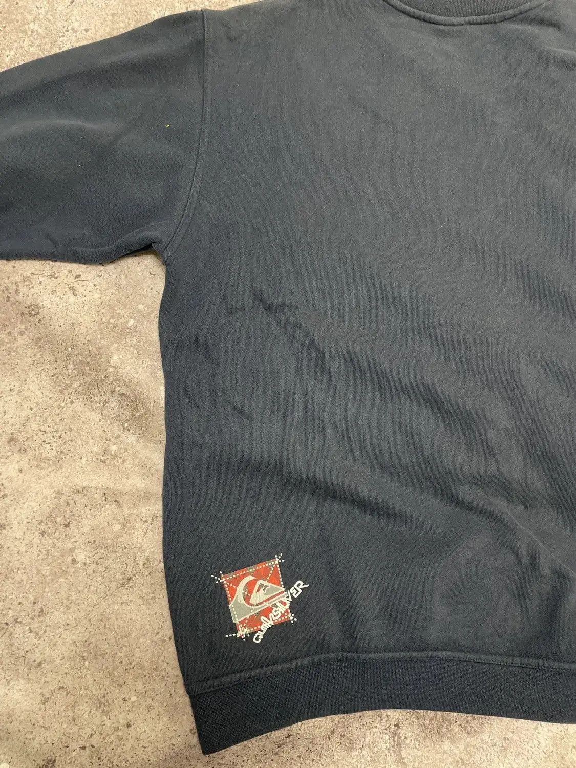 Quiksilver × Vintage Vintage Quiksilver Navy Blue Sweatshirt Spell Logo Size L Size US L / EU 52-54 / 3 - 4 Thumbnail