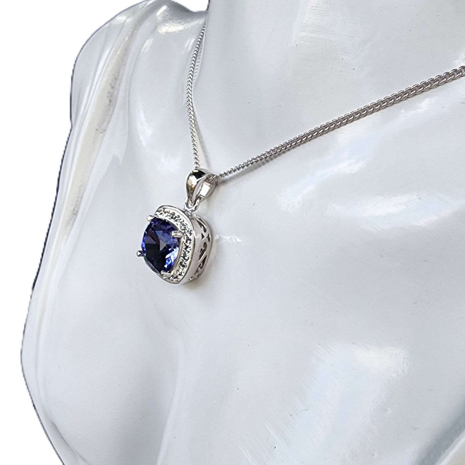 Designer Brilliant Crystals Silver Plated Swarovski Elements Necklace Size ONE SIZE - 10 Thumbnail