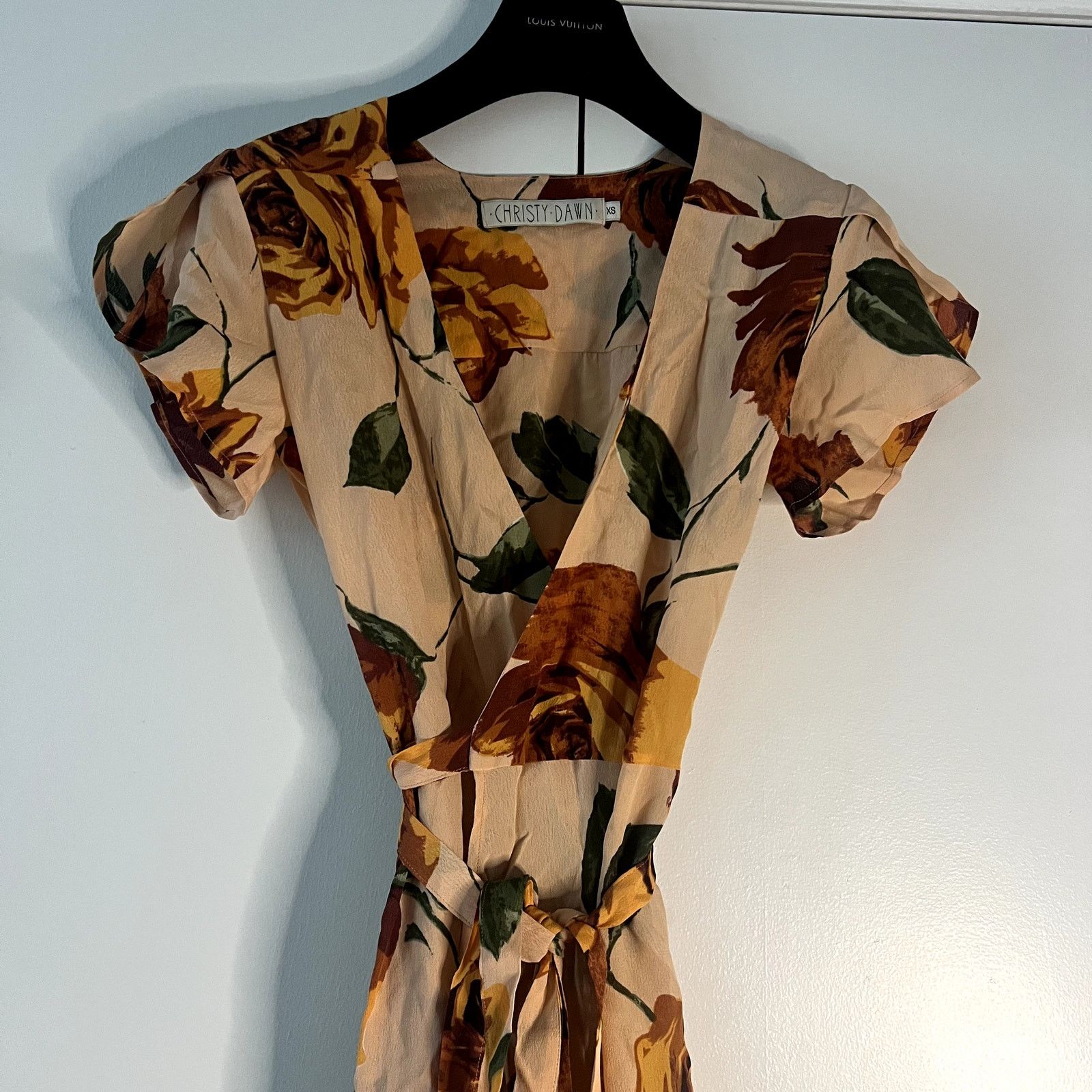 Christy Dawn Christy Dawn the Autumn maxi wrap peach floral dress size XS Size XS / US 0-2 / IT 36-38 - 3 Thumbnail