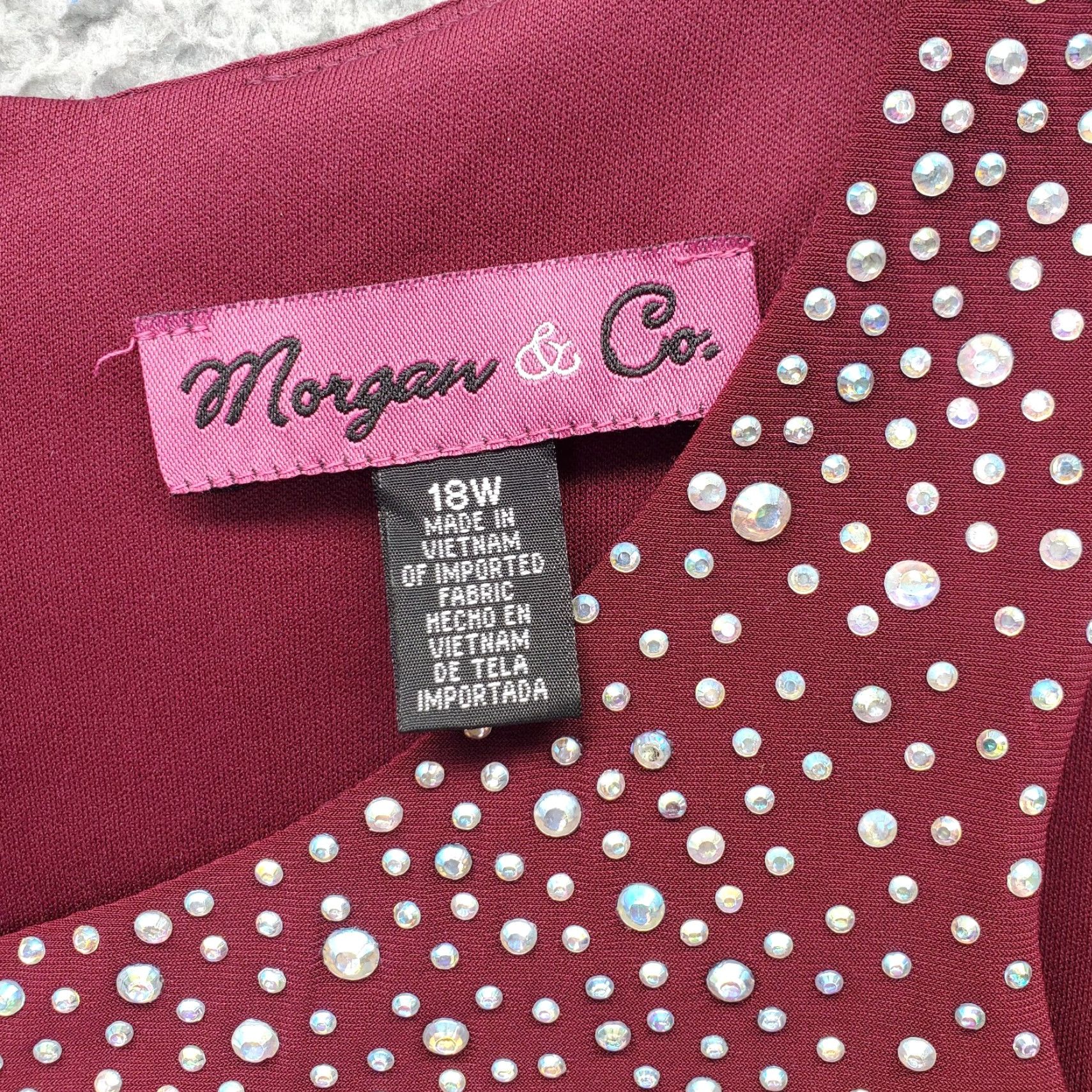 Vintage Morgan & Company Womens 18W Burgundy Sheath Dress Zip Keyhole Back Sleeveless NWT Midi/ Knee Length Party Casual Ensemble Size XXL / US 16-18 / IT 52-54 - 5 Thumbnail