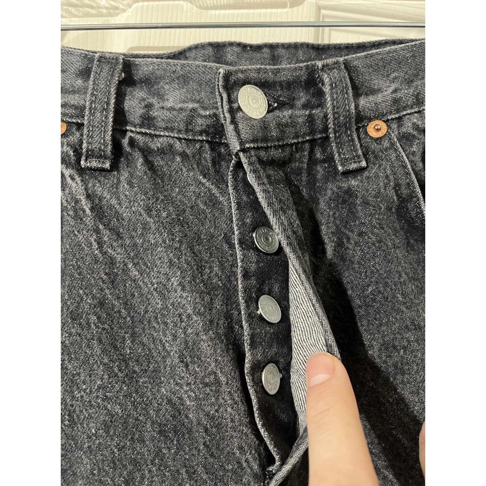 Levi's Vtg Levis Black Straight 501 26501-6157 90s Sz 11 Button Fly Size 27" / US 4 / IT 40 - 2 Thumbnail