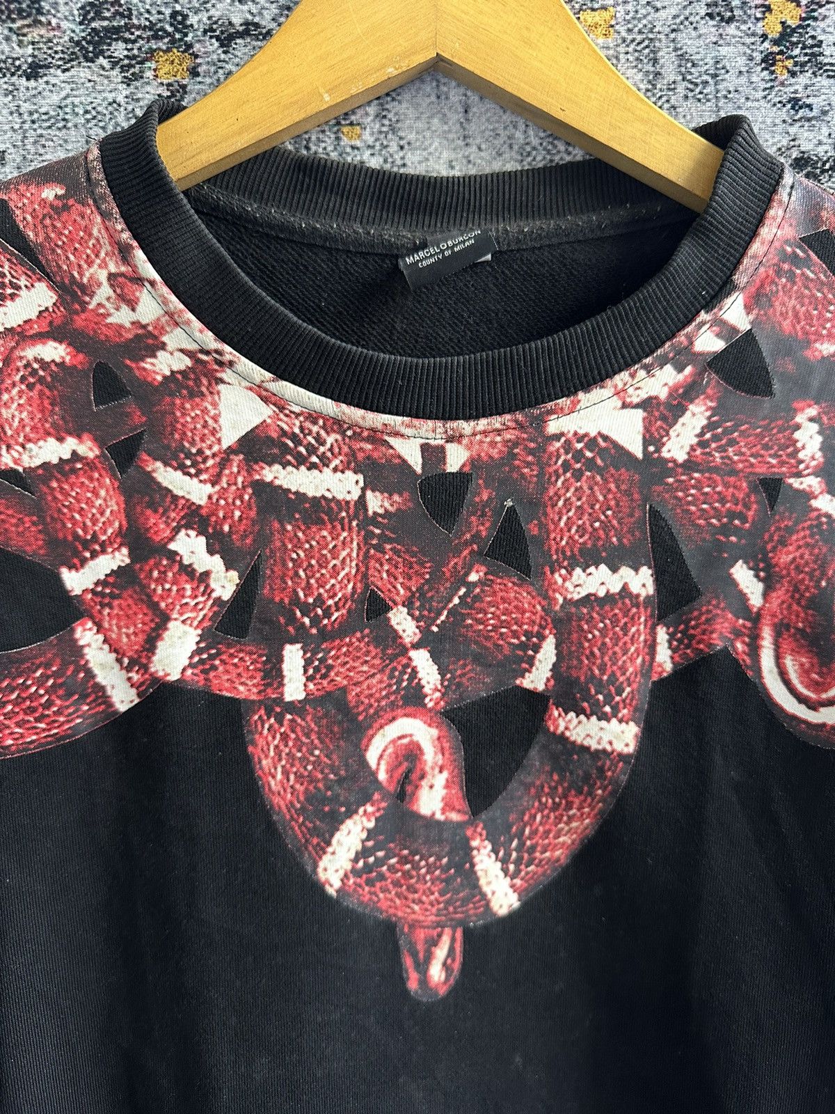 Marcelo Burlon × Vintage SICK FASHION DISTRESSED MARCELO BURLON SNAKE SWEATSHIRT Size US L / EU 52-54 / 3 - 2 Thumbnail