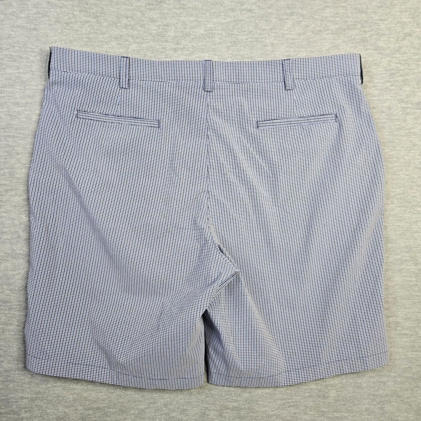PGA Tour PGA TOUR Golf Shorts Plaid Blue Black Pocket Size 42 Chino Men Regular Waist Slash Pocket Vintage No N/A Size US 42 / EU 58 - 2 Thumbnail