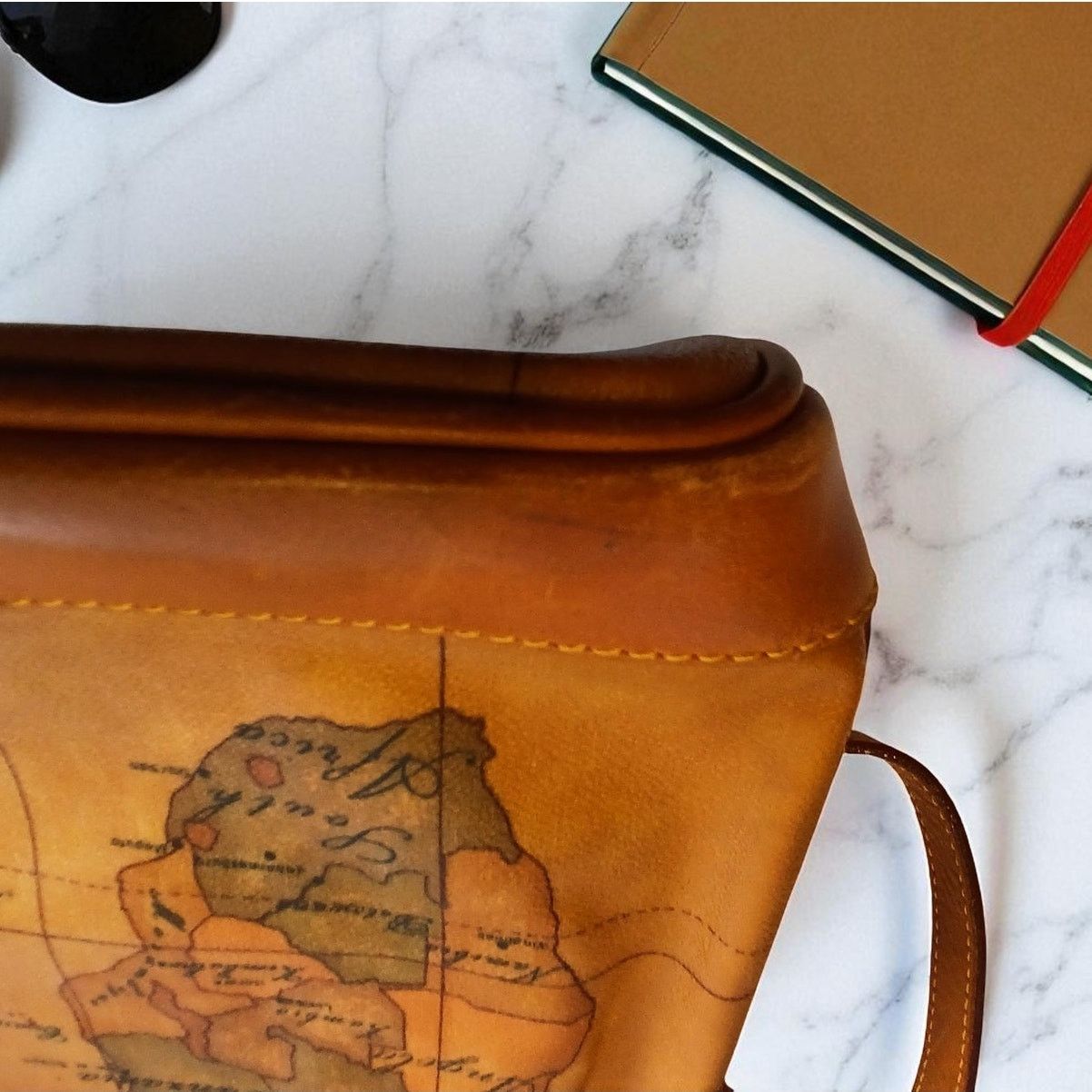 Alviero Martini Authentic Alviero Martini Classe World Map Bucket Bag Size ONE SIZE - 16 Thumbnail