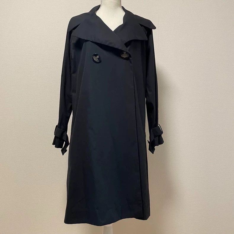Vivienne Westwood Vivienne Westwood A trench coat Size M / US 6-8 / IT 42-44 - 1 Thumbnail