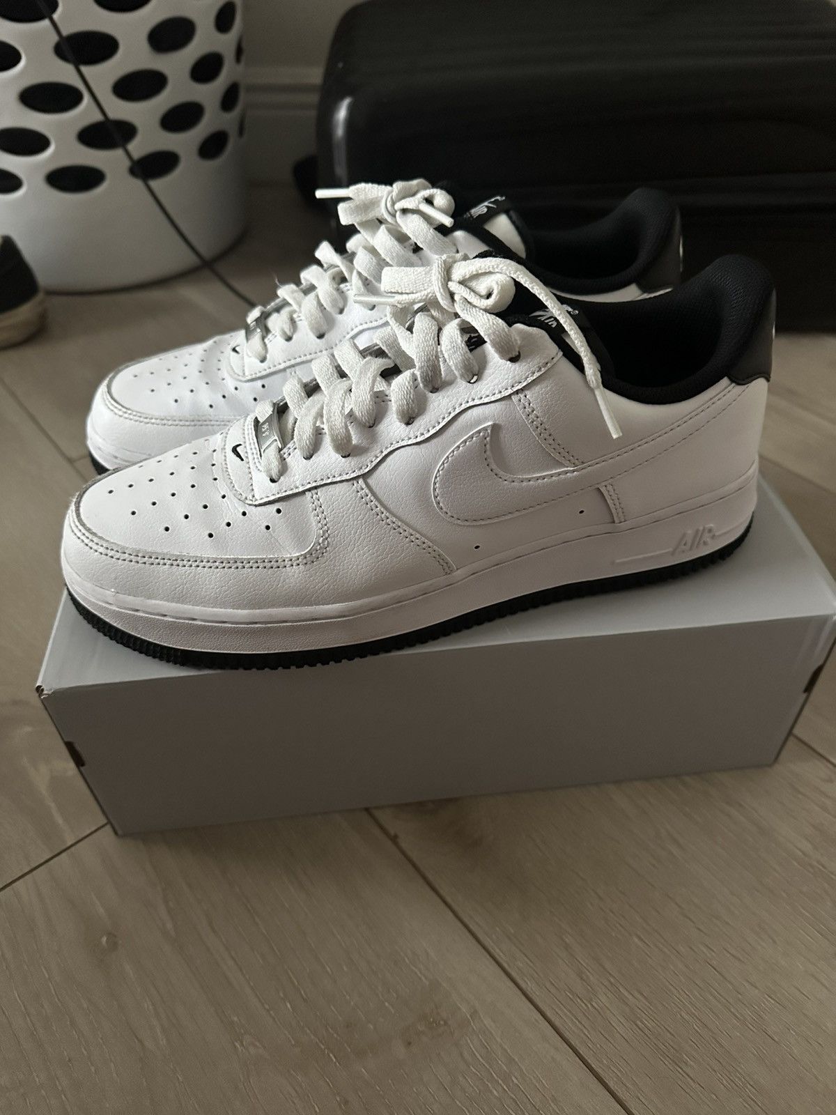 Nike Air Force 1 low white black (2022) Size US 10.5 / EU 43-44 - 3 Thumbnail