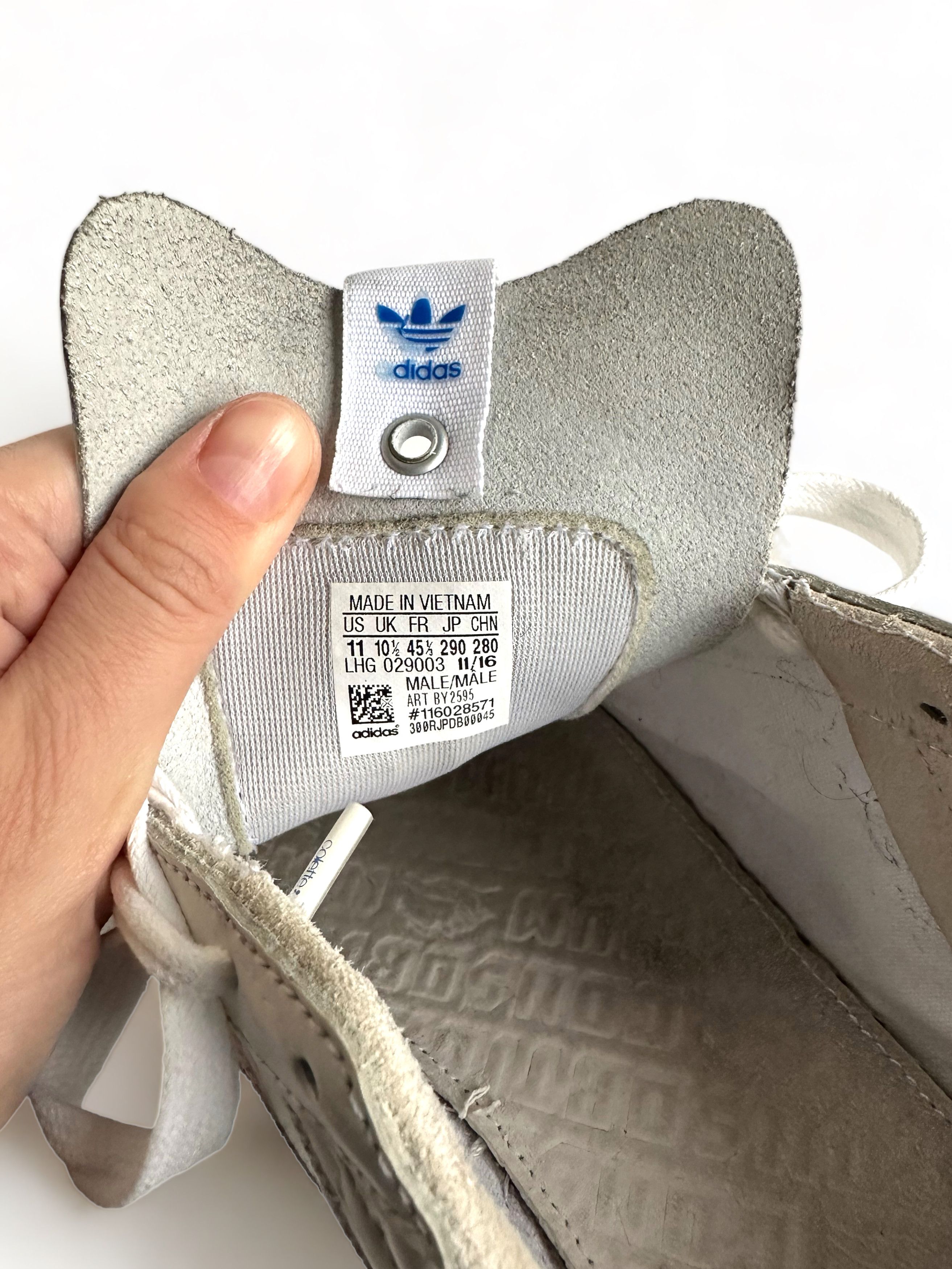 Adidas × Undefeated Adidas Campus 80 X Collette X Undefeated Low Tops US11 Size US 11 / EU 44 - 5 Thumbnail