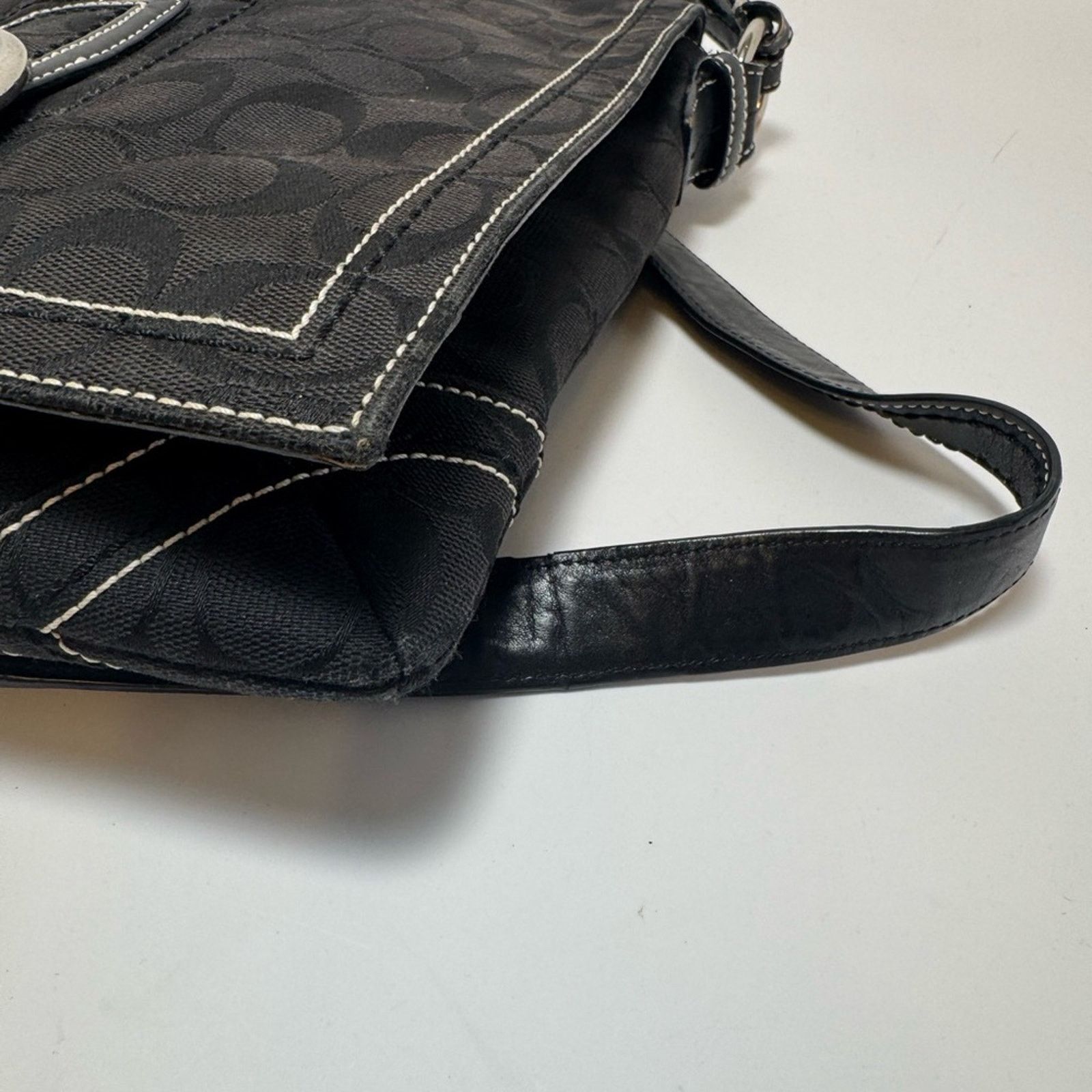 Coach Coach Signature Shoulder Bag Crossbody Black Monogram #10082 Size ONE SIZE - 9 Thumbnail
