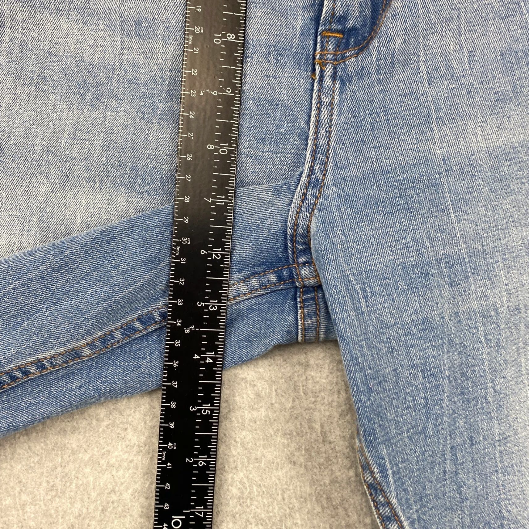 Abercrombie & Fitch Abercrombie & Fitch The Skinny Jeans Womens 22 Short Blue High Rise Stretch NWT Denim 5-Pocket Distressed Buttons Zipper Tapered Modern Girls Mens Size 40" / US 18 - 6 Thumbnail