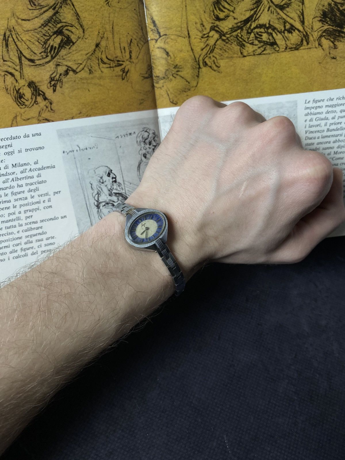 Hysteric Glamour Luch Blue Dial Watch Vintage Retro Rare USSR Size ONE SIZE - 3 Thumbnail
