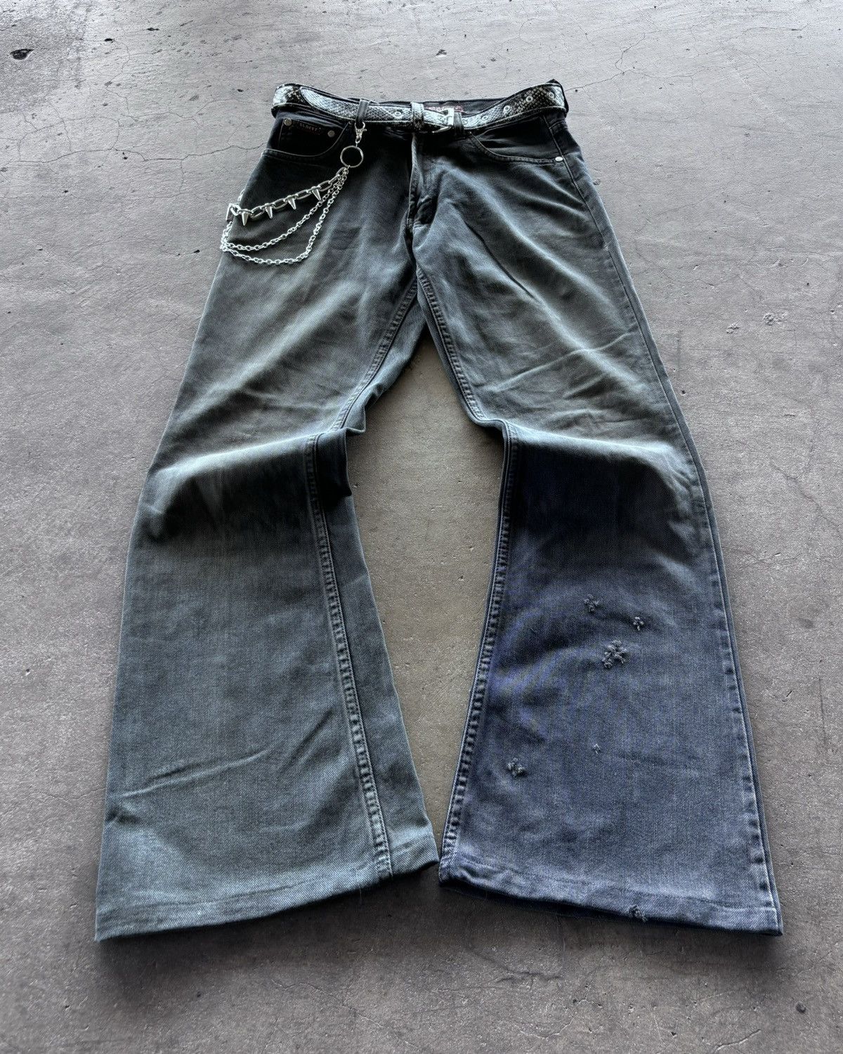 If Six Was Nine 2000s Ifsixwasnine lgb style Flared Washed Black Denim Pants Size US 29 - 1 Thumbnail