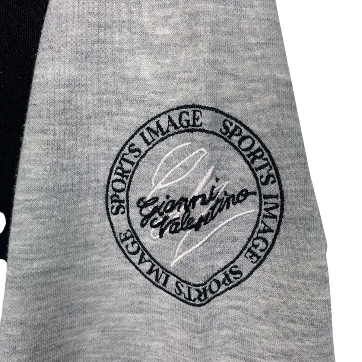 Japanese Brand Gianni Valentino Italy Big Logo Sweatshirt Size US M / EU 48-50 / 2 - 9 Thumbnail