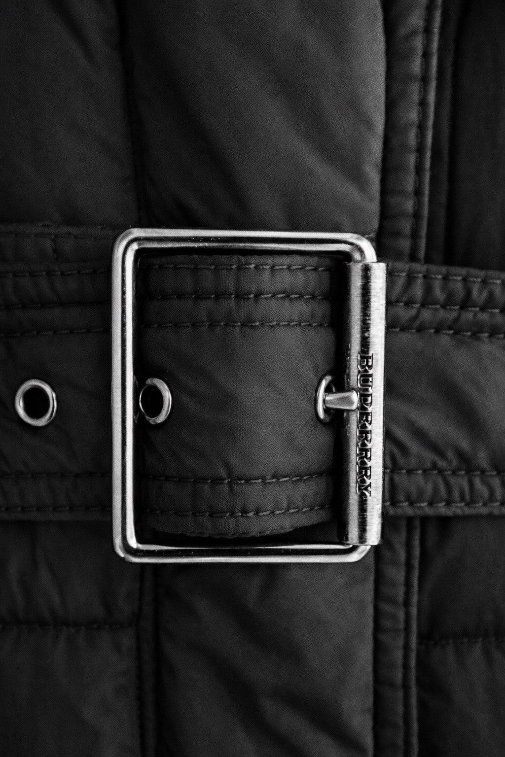Burberry Burberry Black Belted Down Puffer Jacket w Hood S/P Size S / US 4 / IT 40 - 10 Thumbnail