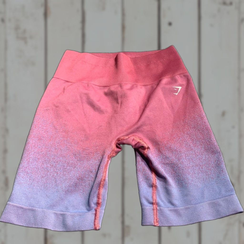 Gymshark **Gymshark Blue Pink Biker Shorts** User: **Gymshark Blue Biker Shorts** Pink Regular Size S Size 28" / US 6 / IT 42 - 1 Thumbnail