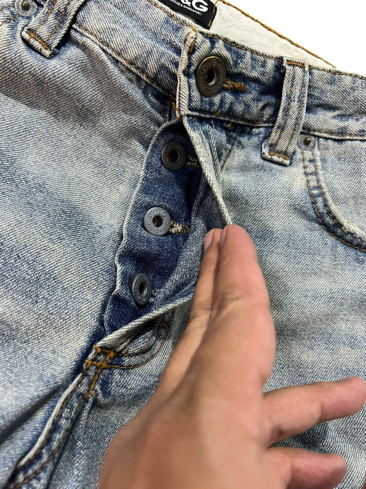Dolce & Gabbana Dolce & Gabbana Distressed Light Wash Jean like kapital Size US 29 - 10 Thumbnail
