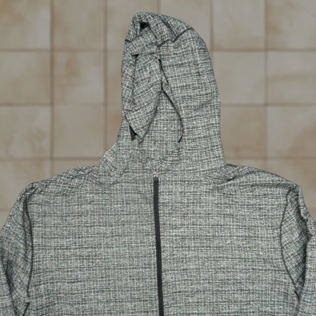 Lululemon Lululemon Hoodie Mens XL Gray Surge Warm Full Zip Athletic Performance Shirt Size US XL / EU 56 / 4 - 1 Thumbnail