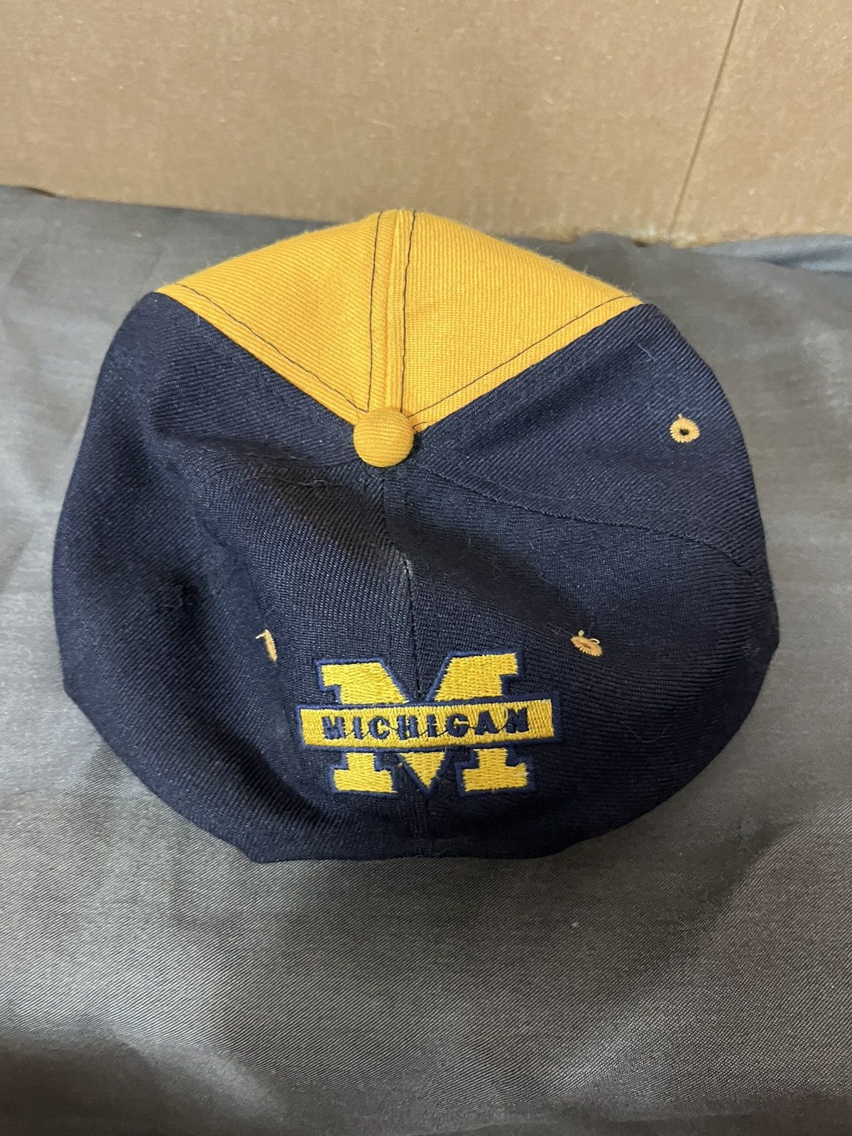 Pro Player × Vintage Vintage 90s Adult Michigan Wolverines Snapback Hat Size ONE SIZE - 3 Thumbnail