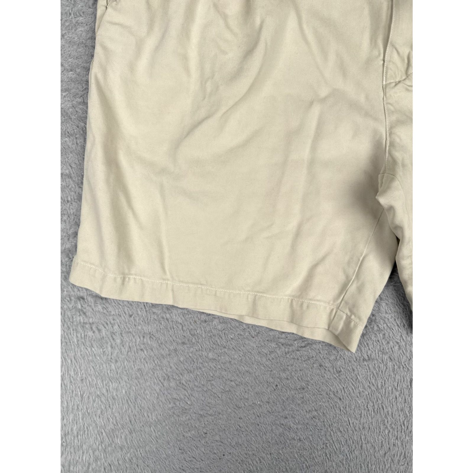 Tommy Bahama Tommy Bahama Shorts Mens 38 Beige Silk Relax Pleated Bermuda Casual Beach 38in Regular Size US 38 / EU 54 - 3 Thumbnail