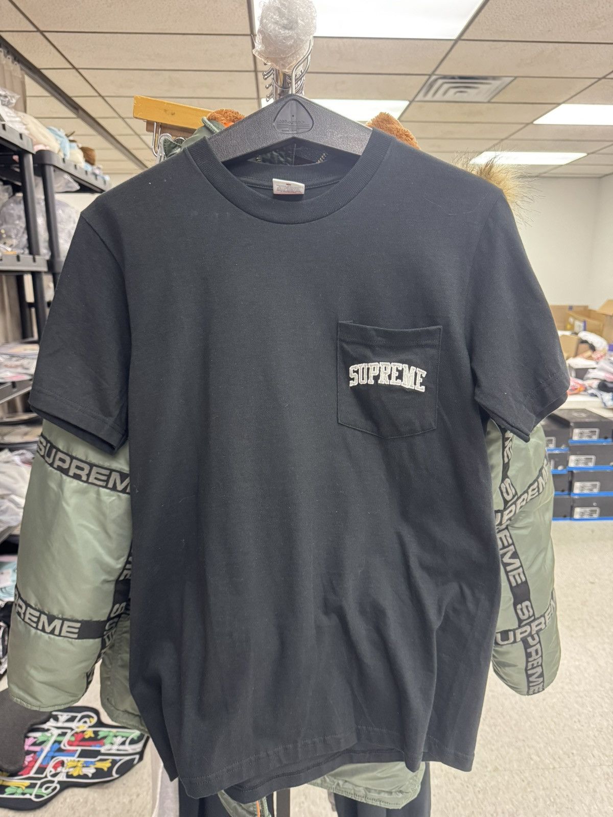 Supreme SS19 Supreme NFL x Raiders x 47’ Pocket Tee Size US S / EU 44-46 / 1 - 3 Thumbnail