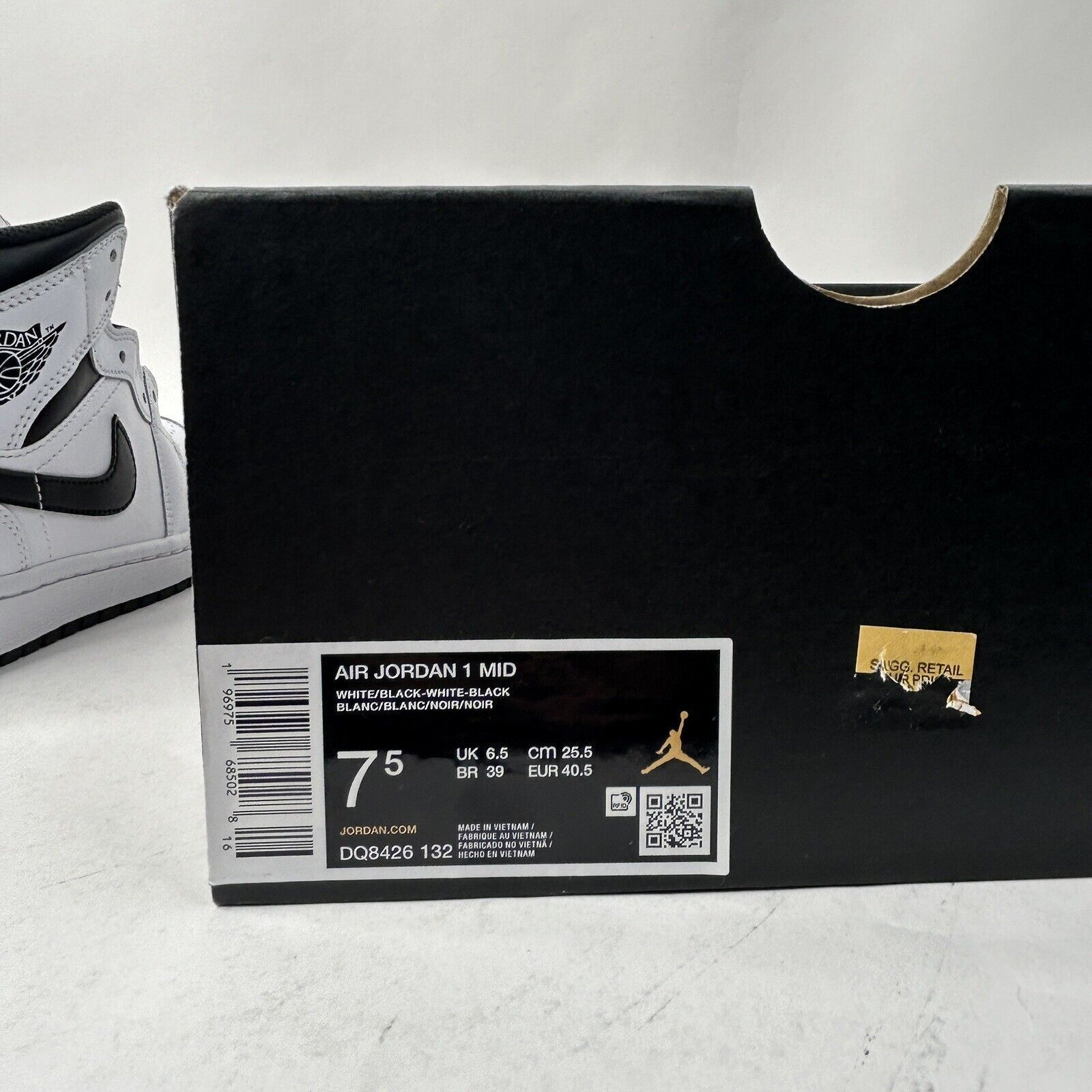 Nike Nike Air Jordan 1 Mid Retro “Reverse Panda/White Black” 2024 Size US 7.5 / EU 40-41 - 5 Thumbnail