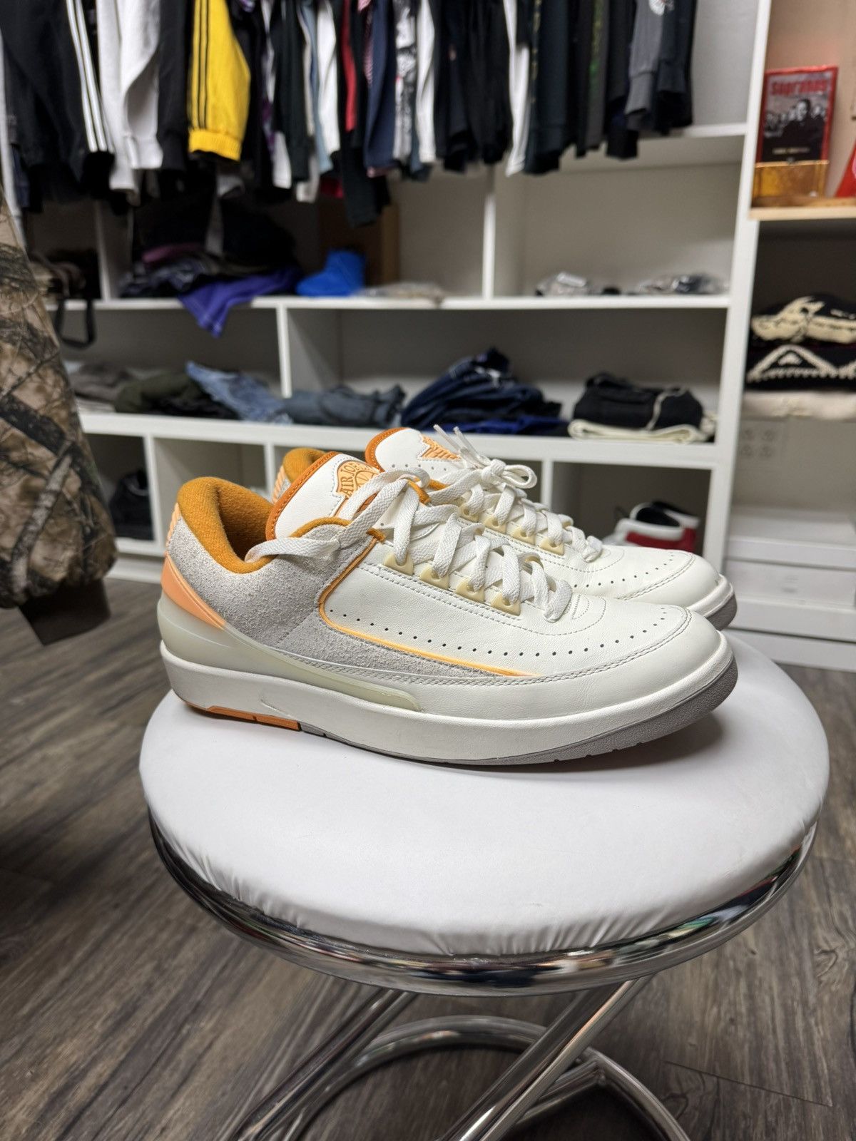 Jordan Brand Air Jordan 2 Creamsicles Size US 11 / EU 44 - 3 Thumbnail