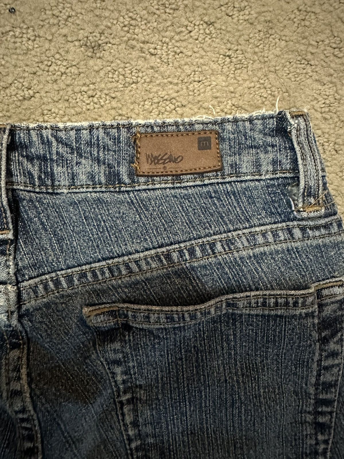 Mossimo Mossissue boot cut jeans- light washed Size 26" / US 2 / IT 38 - 4 Thumbnail