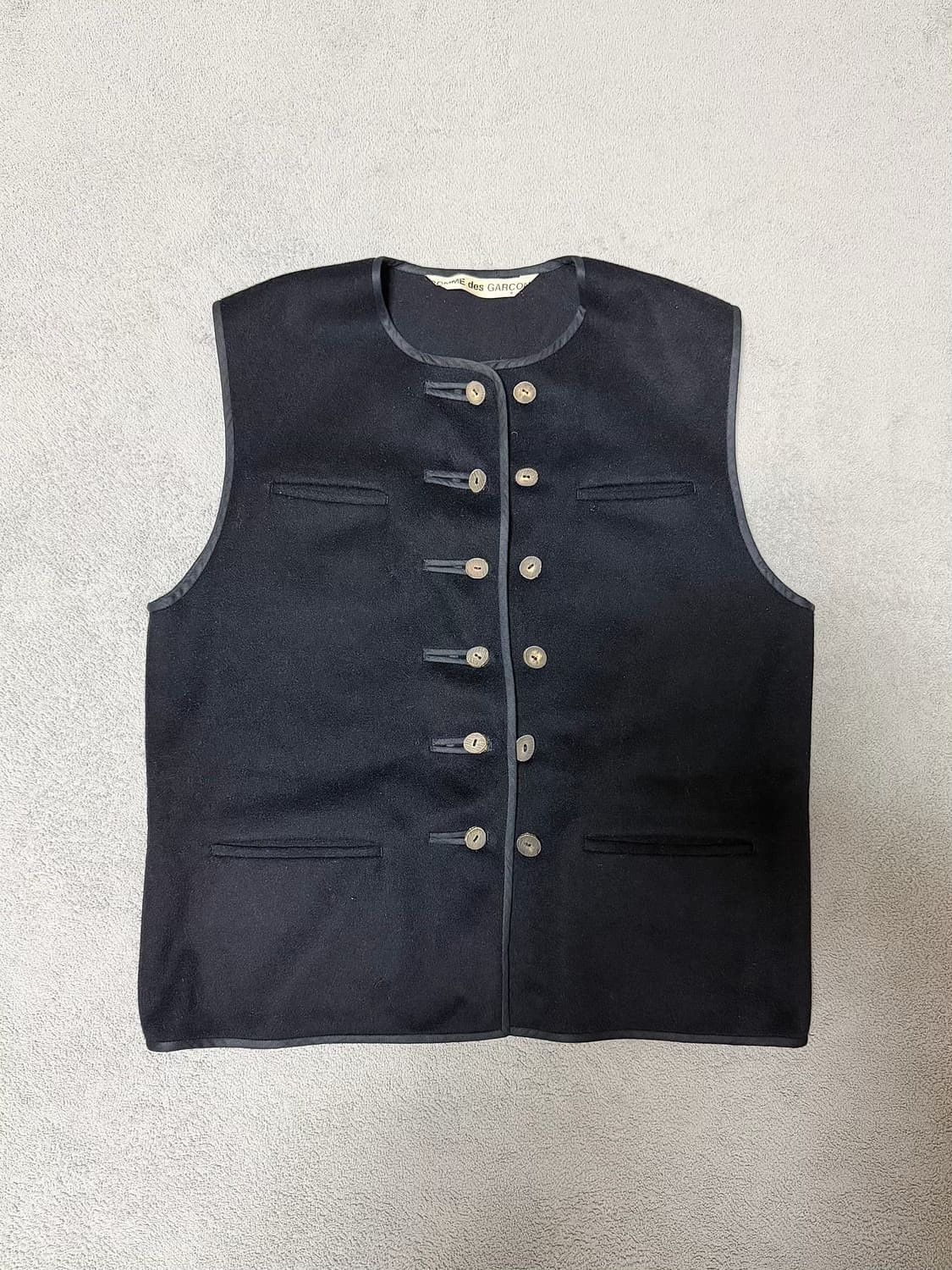 Comme des Garcons Comme des Garçons Vintage Wool Vest Size US M / EU 48-50 / 2 - 1 Thumbnail