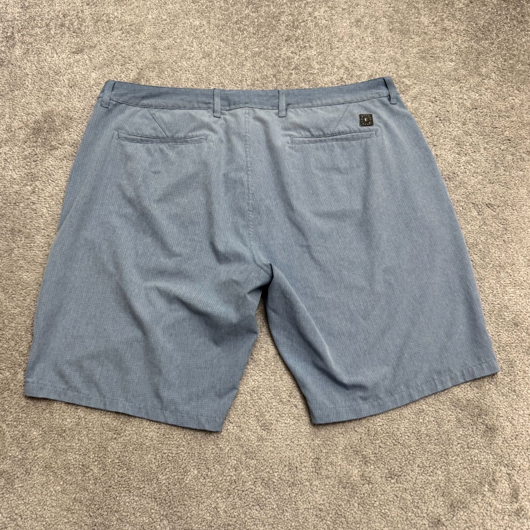 Tommy Bahama Linksoul Micro Perforated Performance Golf Chino Shorts Mens 38 Blue Stretch Size US 36 / EU 52 - 2 Thumbnail
