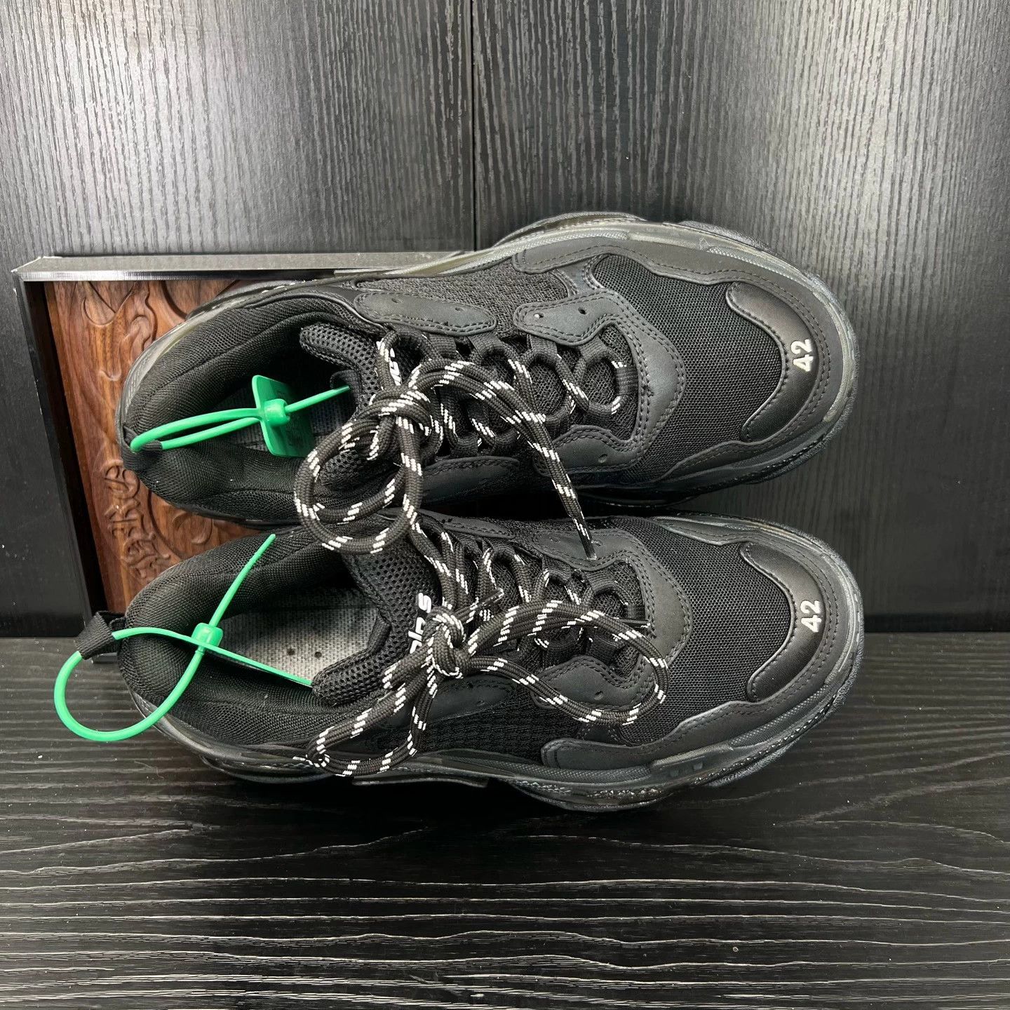 Balenciaga Balenciaga Triples Black 42 Mint Insole Replaced Size US 9 / EU 42 - 2 Thumbnail