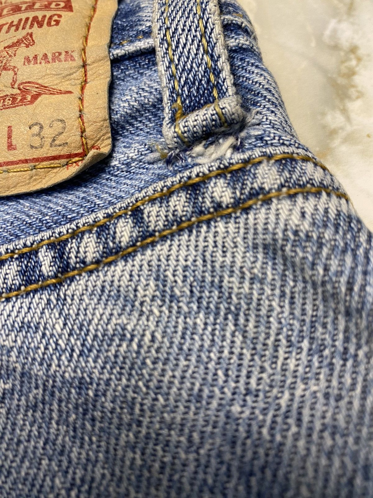 Levi's × Vintage Levi’s 550 Size 36" / US 14 / IT 50 - 17 Thumbnail