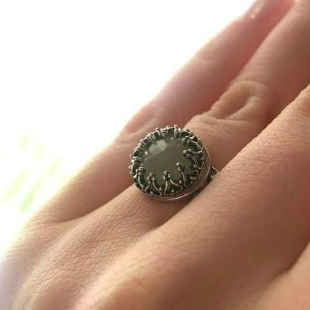Designer Sterling Silver Vintage Green Peridot Retro Ring - Size 7 Size ONE SIZE - 5 Thumbnail
