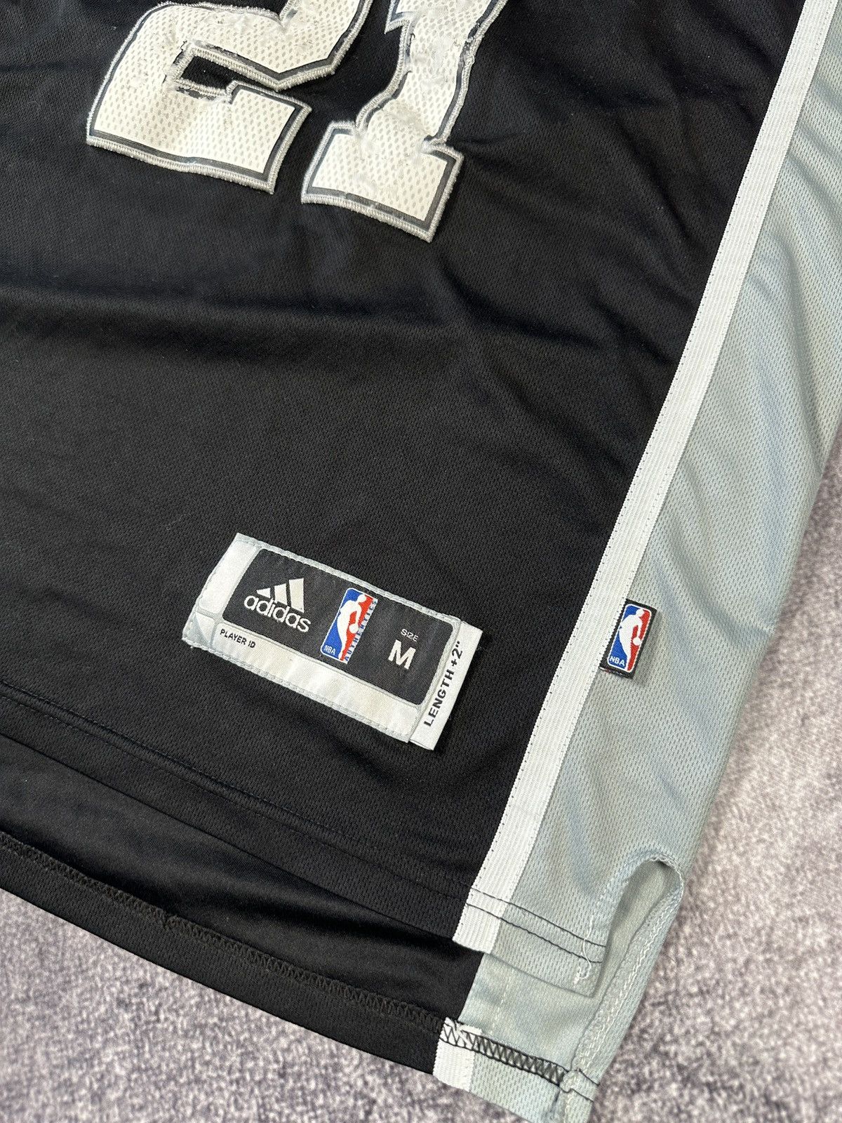 Adidas × NBA × Vintage Adidas Spurs Duncan 21 Basketball Jersey Rare USA Casual M Size US M / EU 48-50 / 2 - 4 Thumbnail