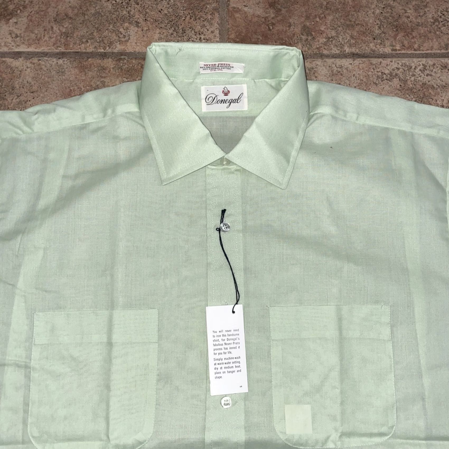 Vintage NWT Donegal Button-Up Shirt Mens XL Green Dacron Blend Short Sleeve Shirt Size US XL / EU 56 / 4 - 2 Thumbnail