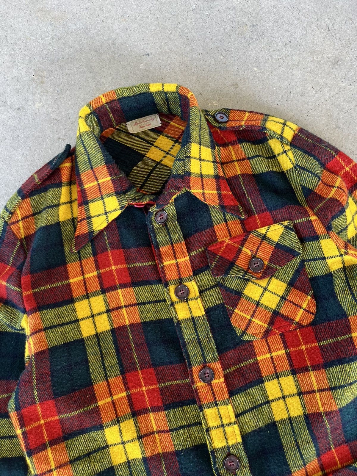 Vintage Vintage 1970’s Plaid 3 Pocket Wool Button Up Flannel Size US L / EU 52-54 / 3 - 3 Thumbnail