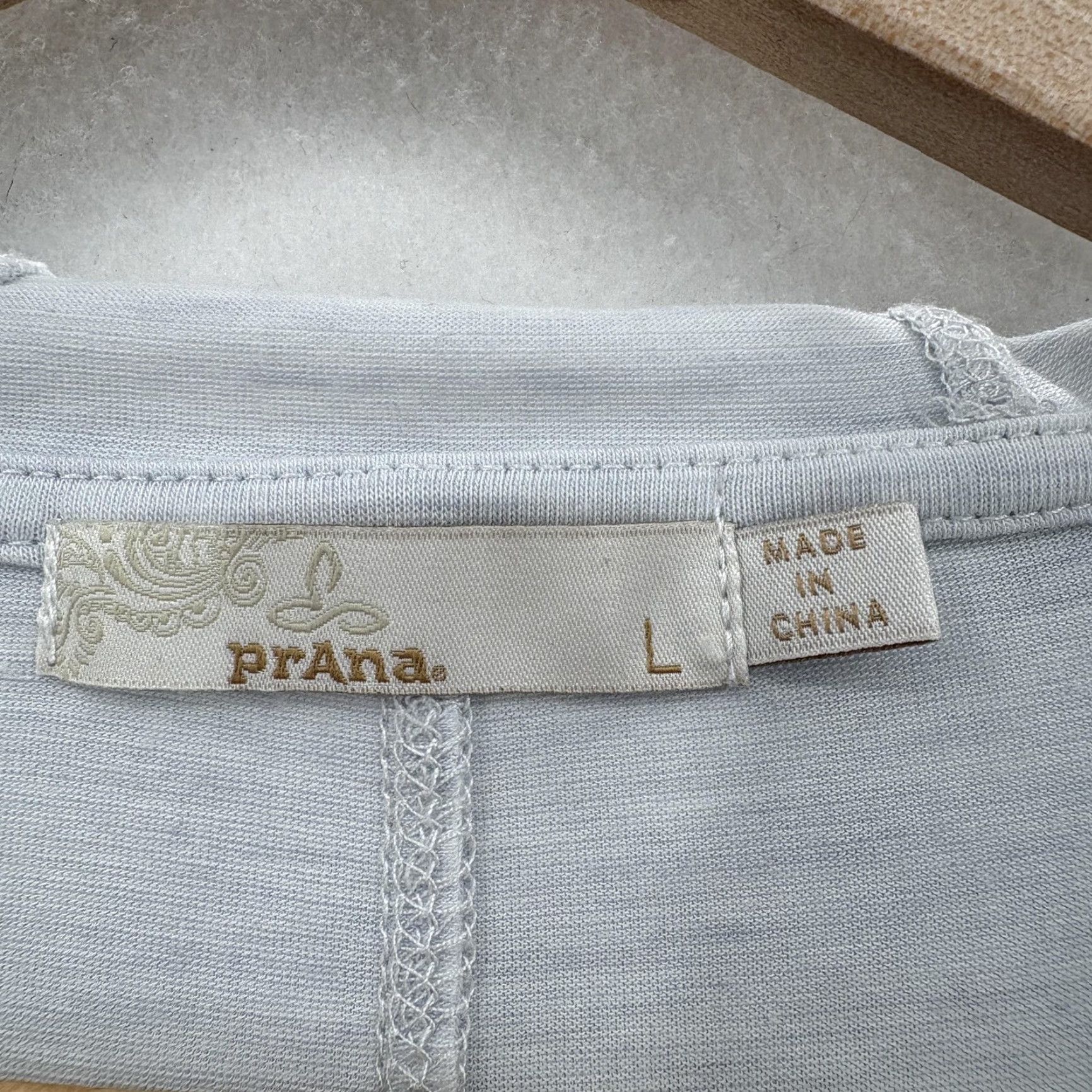 Prana PrAna Sol Protect Hoodie Womens L Gray Pullover Lightweight Henley Outdoor Trail Size L / US 10 / IT 46 - 4 Thumbnail