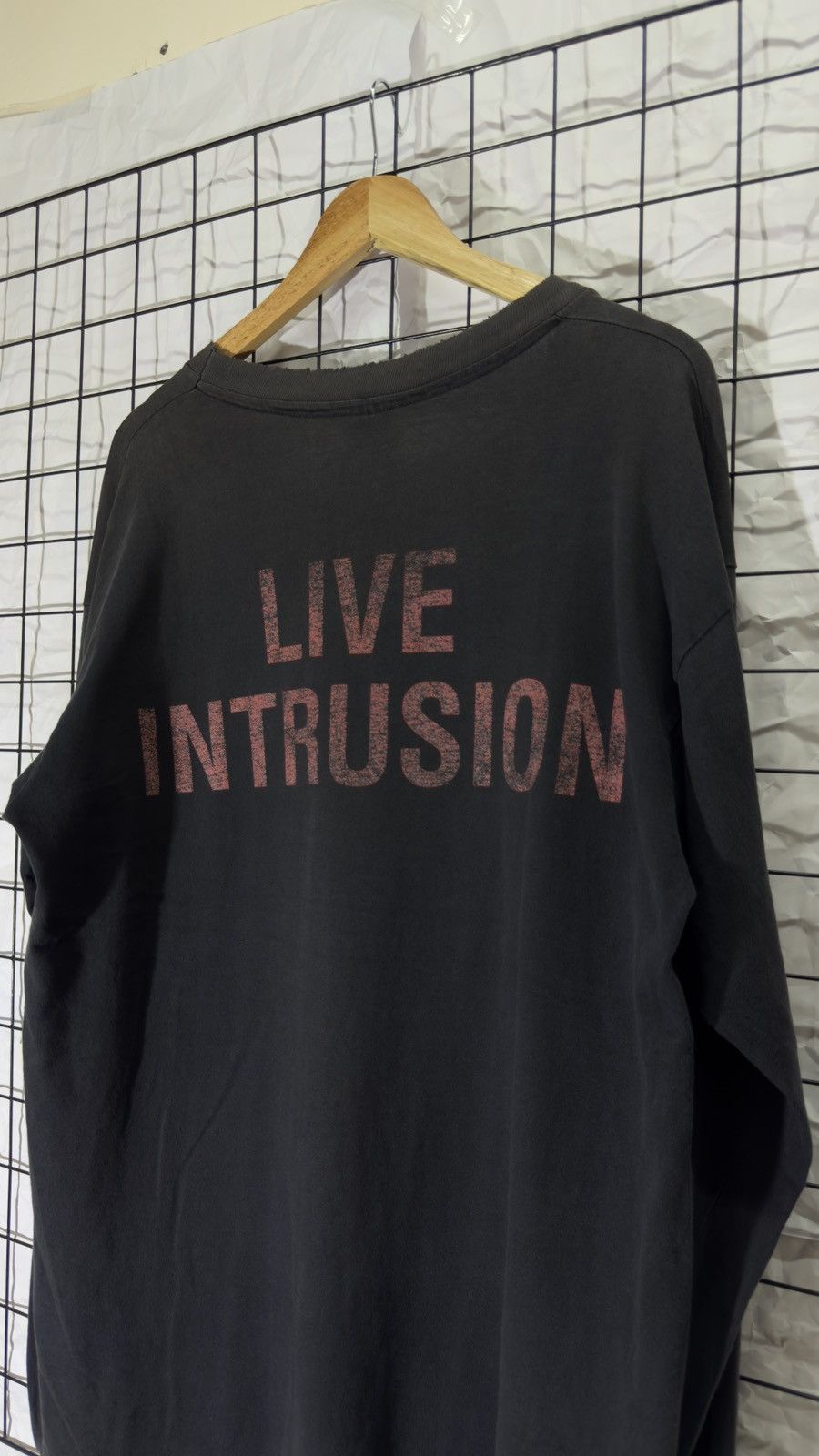 Band Tees Vintage 1995 slayer live intrusion band tee shirt Size US XL / EU 56 / 4 - 6 Thumbnail