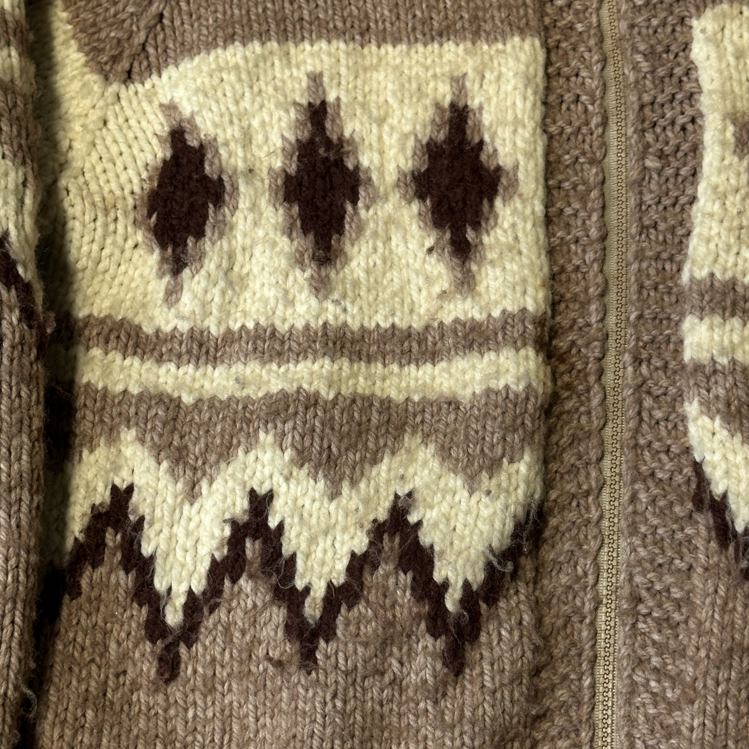 Other Vintage Hand Knit Zigzag Pattern Zip Up Sweater Size Large Size US L / EU 52-54 / 3 - 2 Thumbnail
